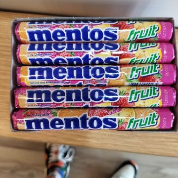 MENTOS MIXED FRUIT ROLL