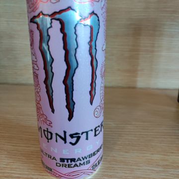 monster ultra strawberry dreams 12oz